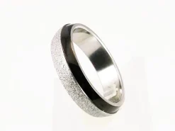 Clearance Alianza De Acero Inox Diamantado Y Negro