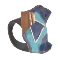 Anillo madera forma irregular con esmalte al fuego