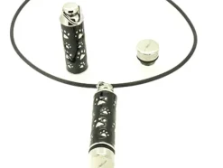 Colgante Acero Caja Pastillero Huellas Con Cordón