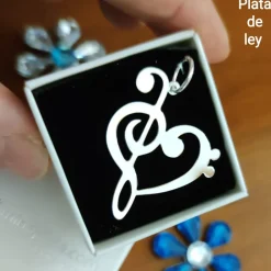 Hot Colgante Corazón Claves De Sol Y De Fa De Plata De Ley