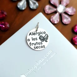 Colgante De Plata Alérgico A Los Frutos Secos18 Mm.