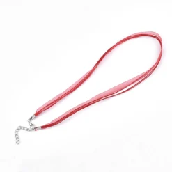 Collar de organza rojo con cierre regulable 50 cm