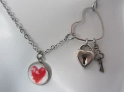Online Che Carino Art Collar temática corazones