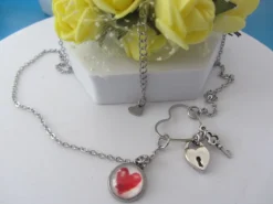 Online Che Carino Art Collar temática corazones