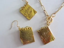 Conjunto collar y pendientes '' I Love You''