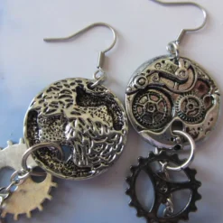 Che Carino Art Conjunto collar y pendientes -engranaje