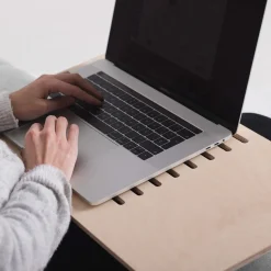 Delaptop - Soporte para ordenadores portátiles