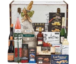 Lote 51: Cesta de Navidad en Baúl con Jamón Reserva Sánchez Alcaraz y Vinos D.O.