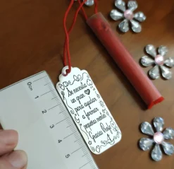 Marcapáginas En Plata Con Pompón Para Maestros