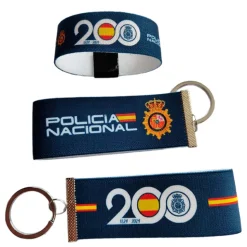 Pack llaveros y pulsera goma 200 años Policía Nacional