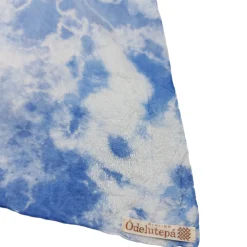 Odelutepa Pañuelo de seda natural efecto arrugado Nubes Azul 90x90 cm