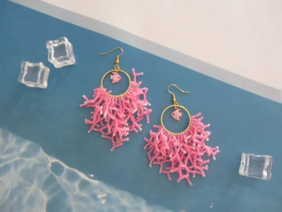 Pendientes acero con coral de rocallas y pez