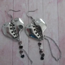 Pendientes corazones de zamak