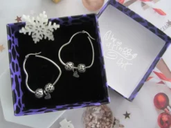 Best Che Carino Art Pendientes de aros con cuentas