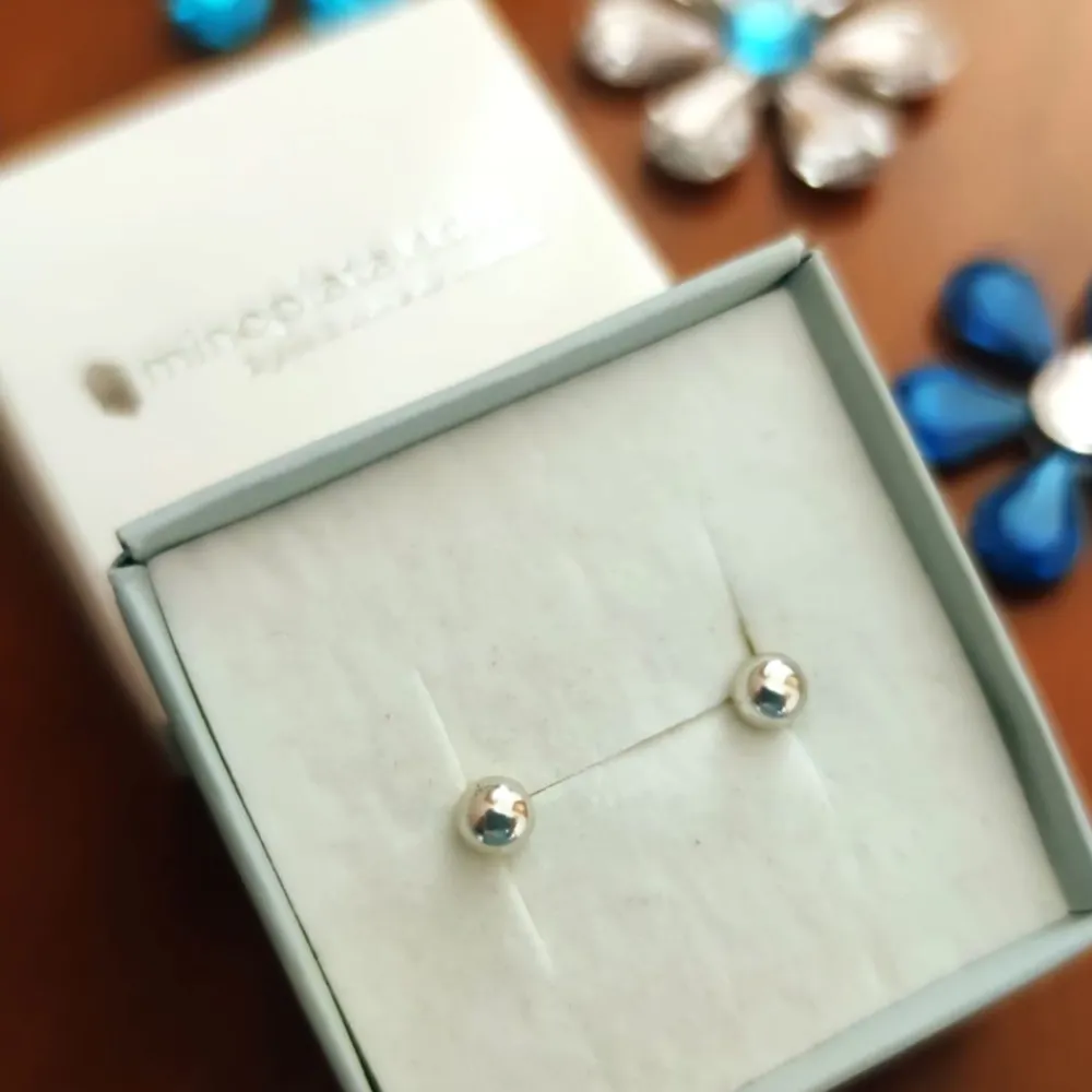 Best Pendientes De Plata De Ley Bolas De 4 Mm.