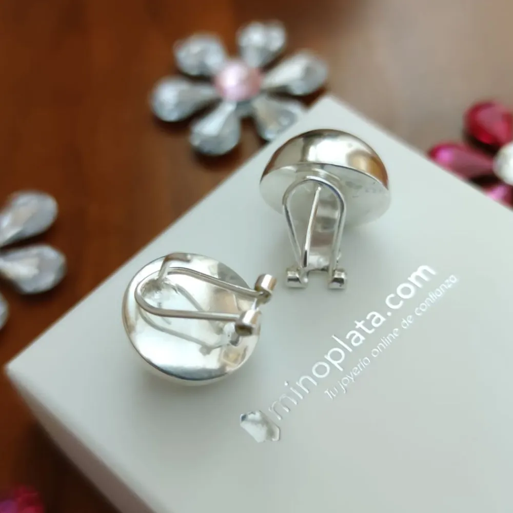 Clearance Pendientes En Plata De Ley Media Bola 16 Mm. Con Cierre Omega