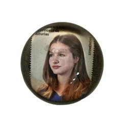 Pisapapeles de cristal en forma semi esférica | Colección “Leonor. Princesa de Asturias”