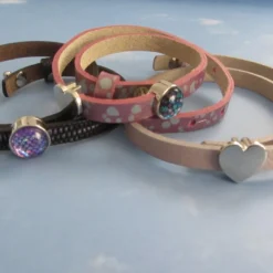 Pulsera cuero italiano con cuentas