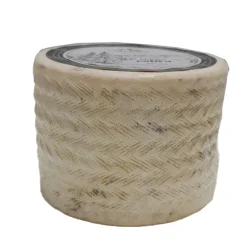 Sale Collados Quesería Queso de cabra curado artesanal |
