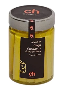 Queso de oveja curado en aceite de oliva
