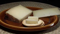 Queso Mezcla Curado Viejo Artesano 