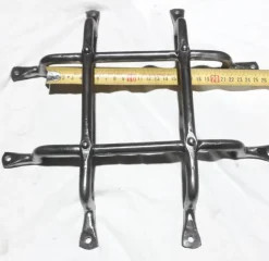 Rejas de Forja sin pintar para Mirillas y Puertas de Madera Rústicas - Para Mirillas o ventanucos de 20x20cm