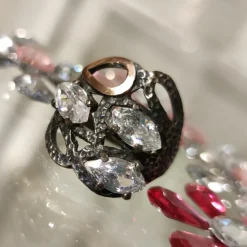 Sortija En Plata De Ley Envejecida Con Circonitas Blancas